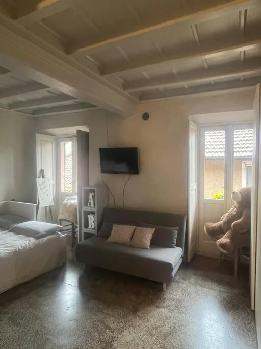 Come A Casa Castelletto sopra Ticino Eksteriør billede
